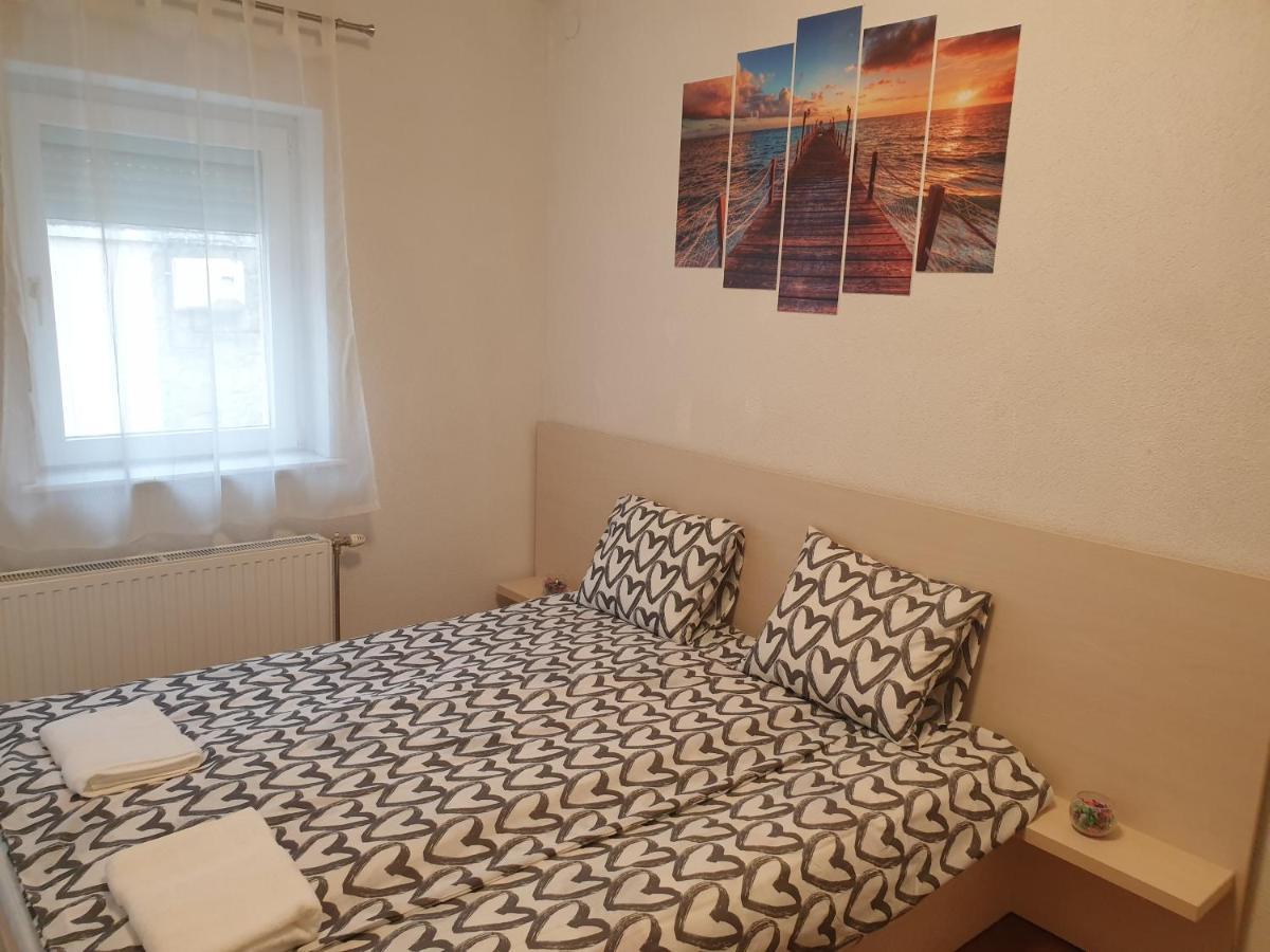 Rooms On The Beach Сиофок Екстериор снимка