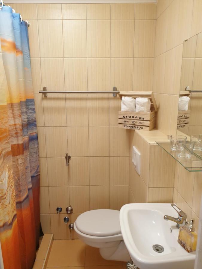 Rooms On The Beach Сиофок Екстериор снимка